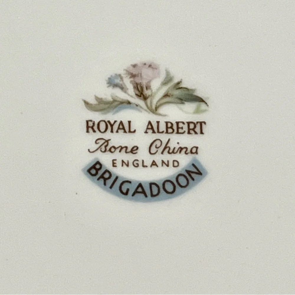 Royal‎ Albert Brigadoon Plate 6 1/4